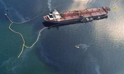 衛(wèi)星拍攝的黑色斑塊，怎樣被識(shí)別為海洋溢油事故？